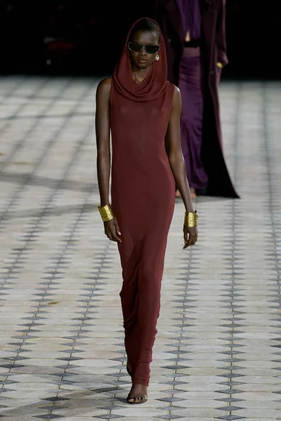 Look 8